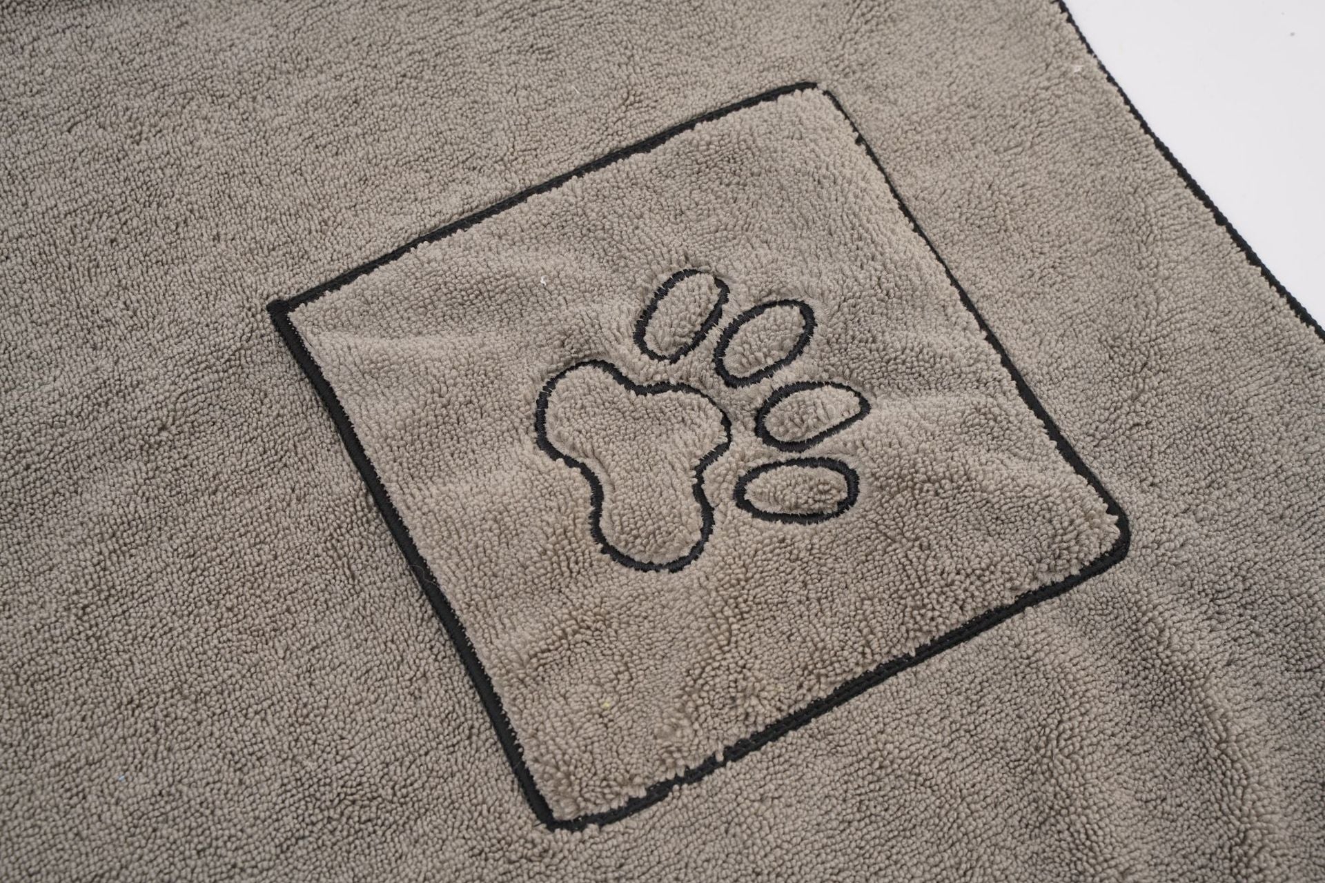 KFX-5952957 Absorbent Microfiber Pet Towel - Soft Cartoon Design, 50x100cm, Gray