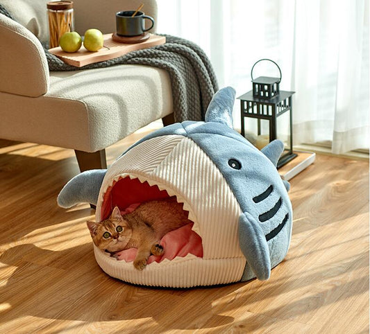 KFX-5957309 Cozy Shark-Shaped Pet Nest in Crystal Velvet for Winter Warmth