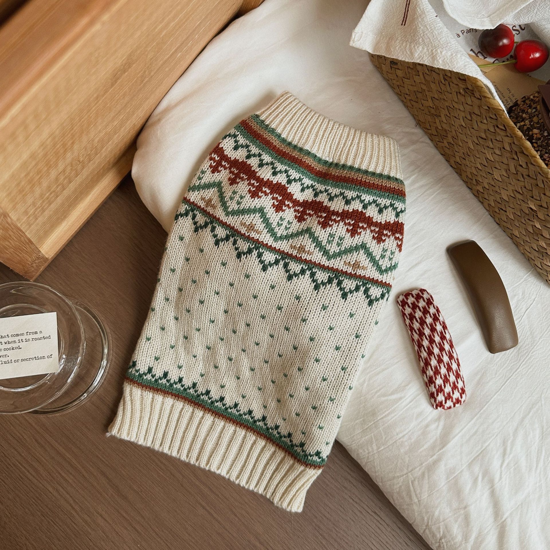 KFX-5978301 Cozy Beige and Green Dot Pet Sweater for Autumn and Winter