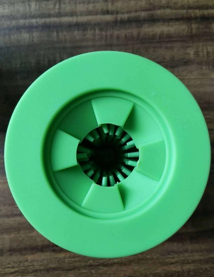 KFX-5999421 Silicone Dog Paw Washer Cup with Soft Bristles - Easy to Clean and Non-Toxic Material