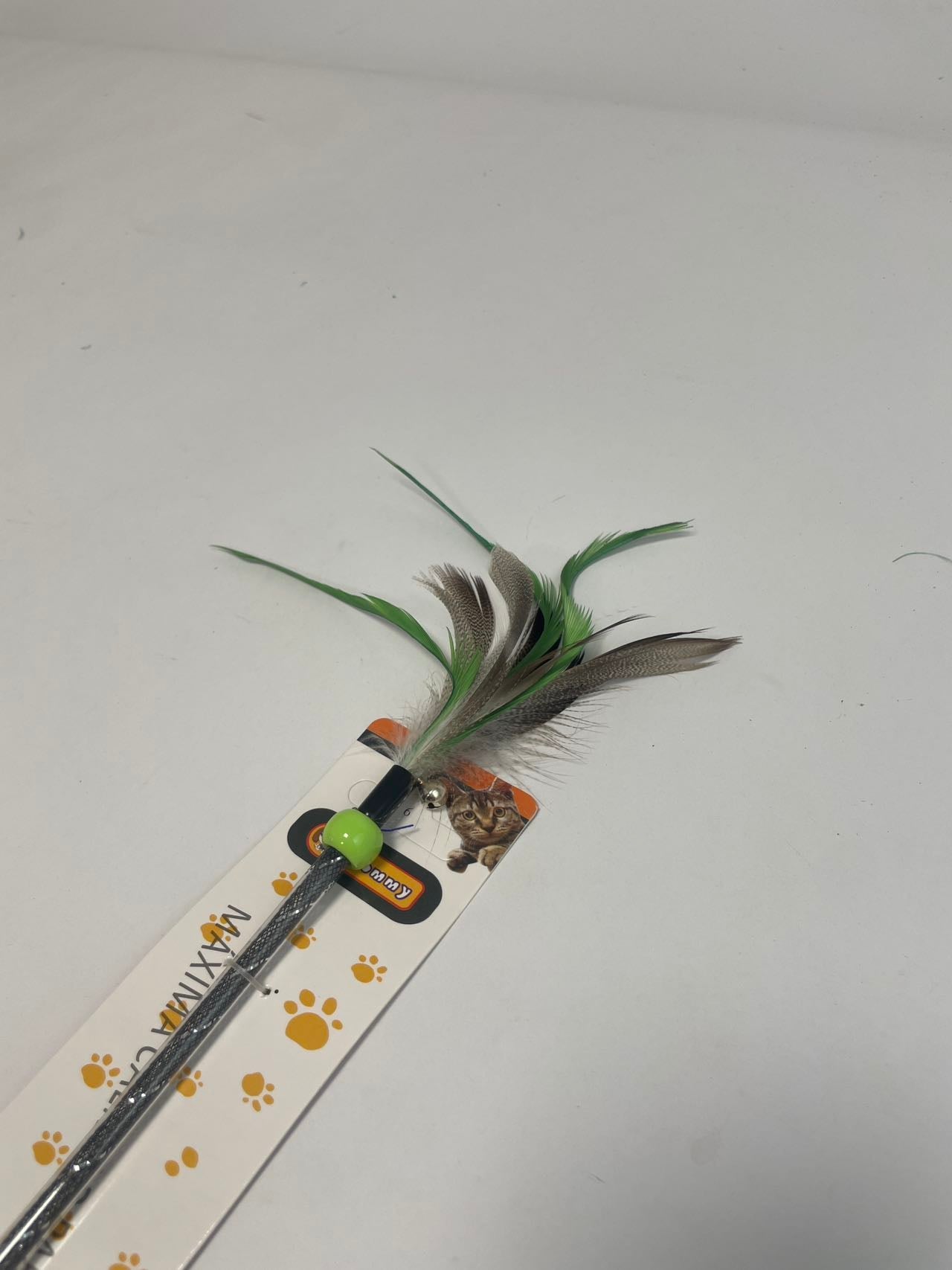 KFX-6062141 Two-Color Feather Cat Teaser Wand for Interactive Play