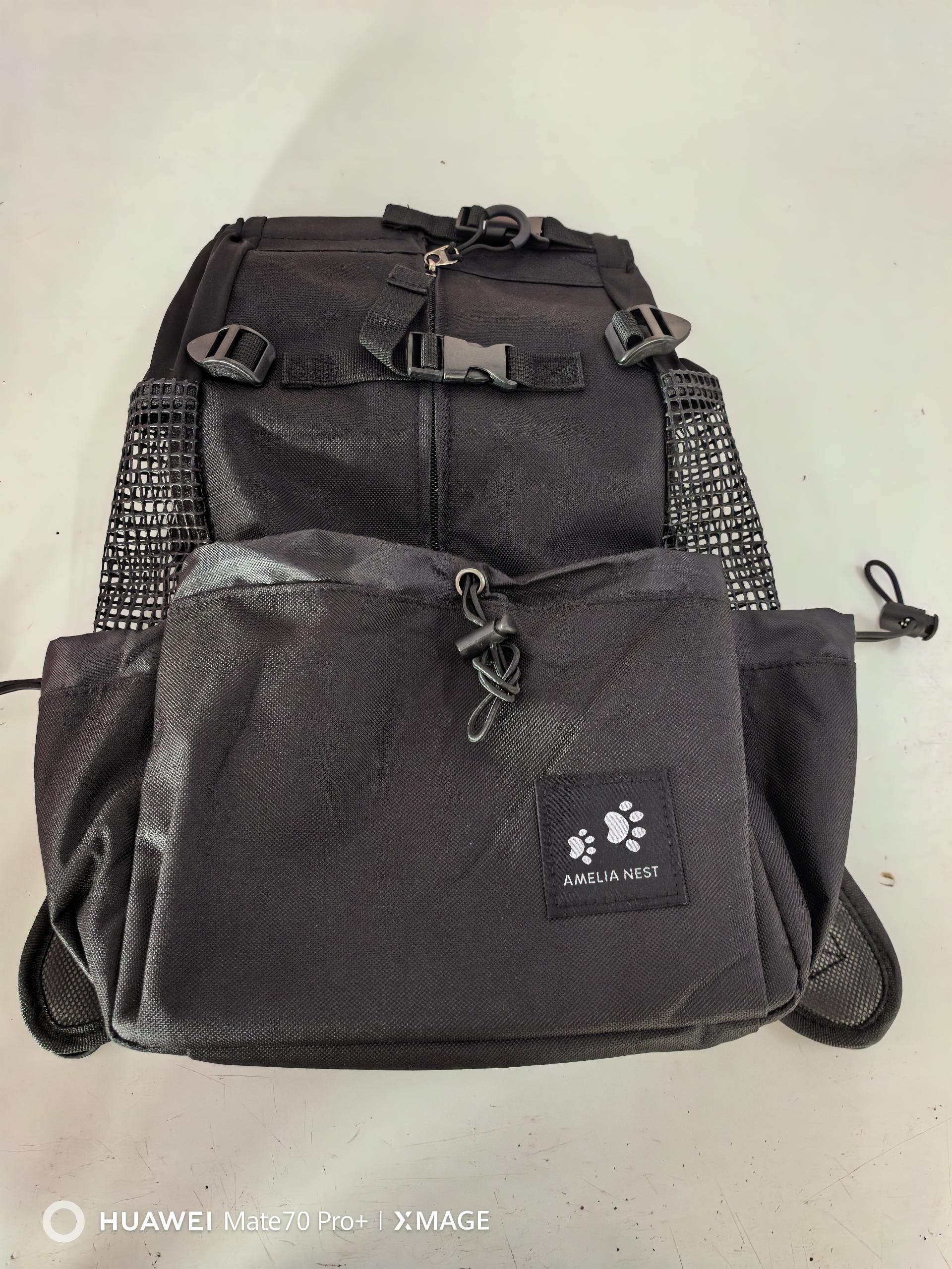 KFX-6069309 Breathable and Washable Pet Backpack with Ventilation in Black, Red, Gray, and Blue