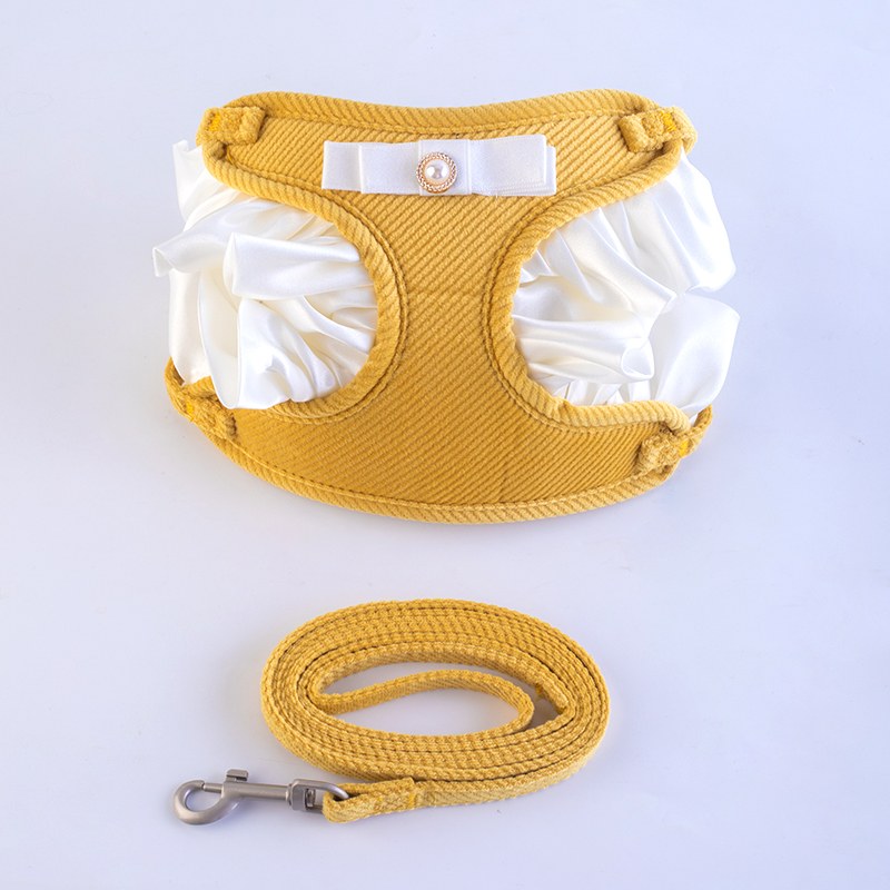 KFX-6072637 Cream Lace Bow Pet Leash in Multiple Colors for Small to Large Dogs