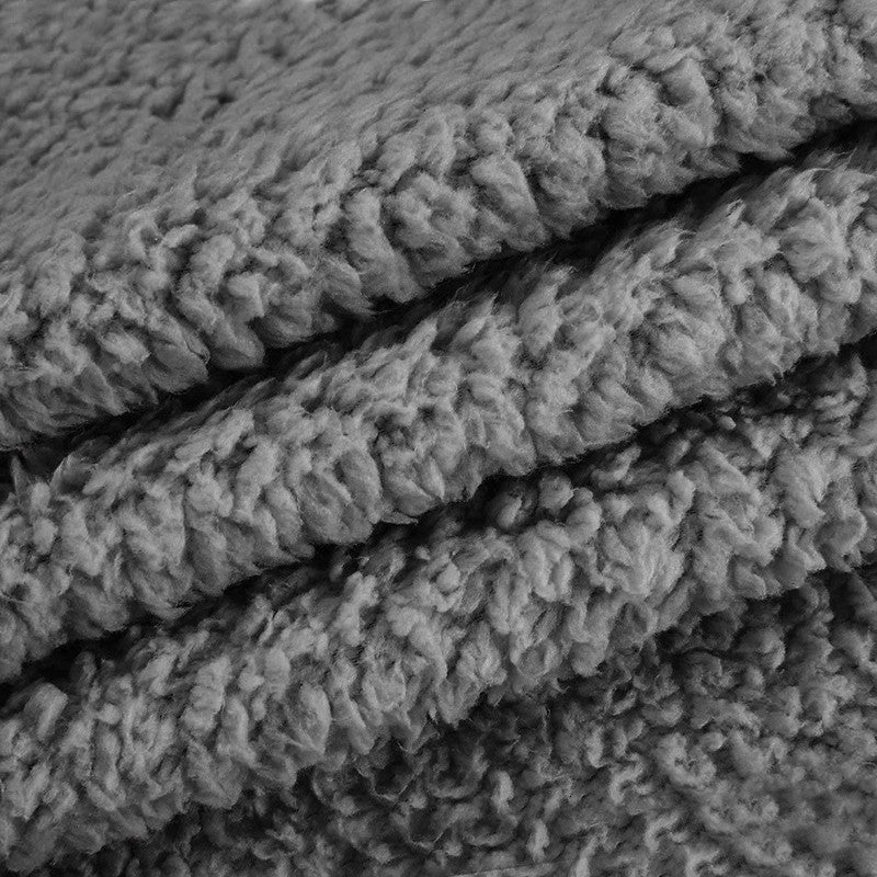 KFX-6096701 Cozy Plush Pet Blanket for Dogs and Cats - Various Sizes Available