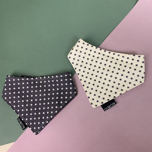 KFX-6102205 Cotton Triangle Saliva Towel for Pets - Five-Pointed Star Pattern in White and Grey - Available in Small and Medium Sizes