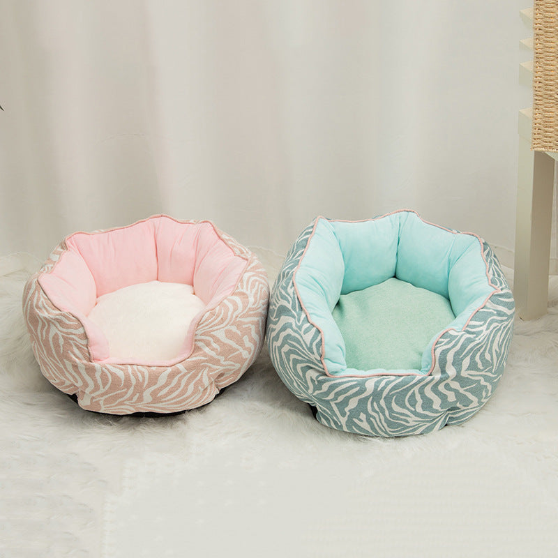KFX-6124349 Warm Cotton Nest Octagonal Shape Pet Bed for Cats and Small Dogs, Soft Wool Design with Removable Mats