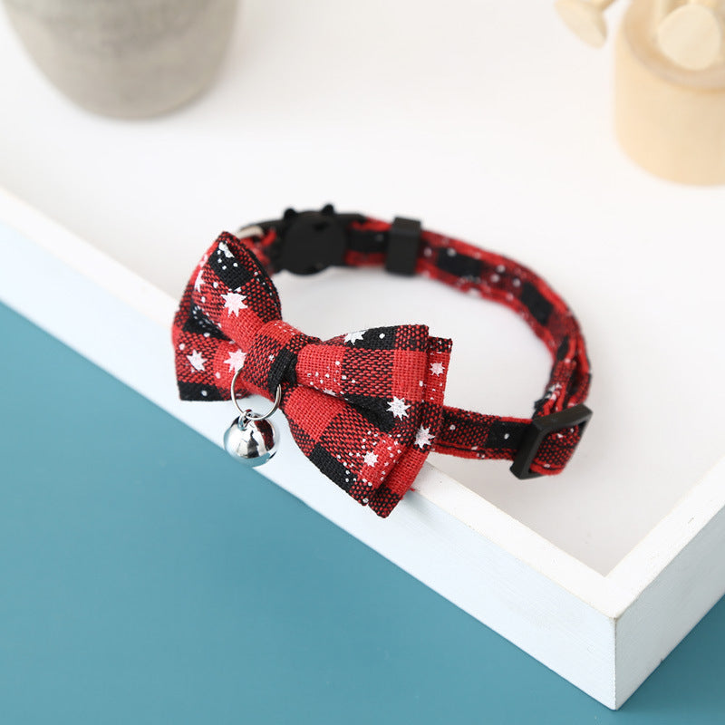 KFX-6223165 Christmas Snowflake Plaid Bow Bell Cat Collar in Red and Green, Adjustable 22.5-27.5cm