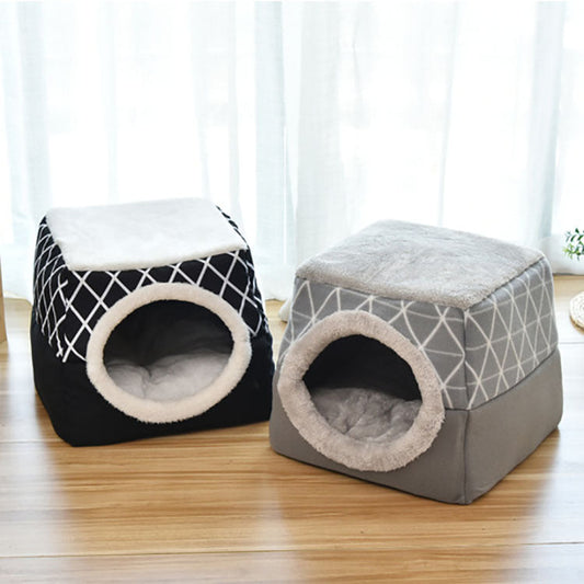 KFX-6225213 Cozy Flannel Cat House with Spacious Design for All Seasons