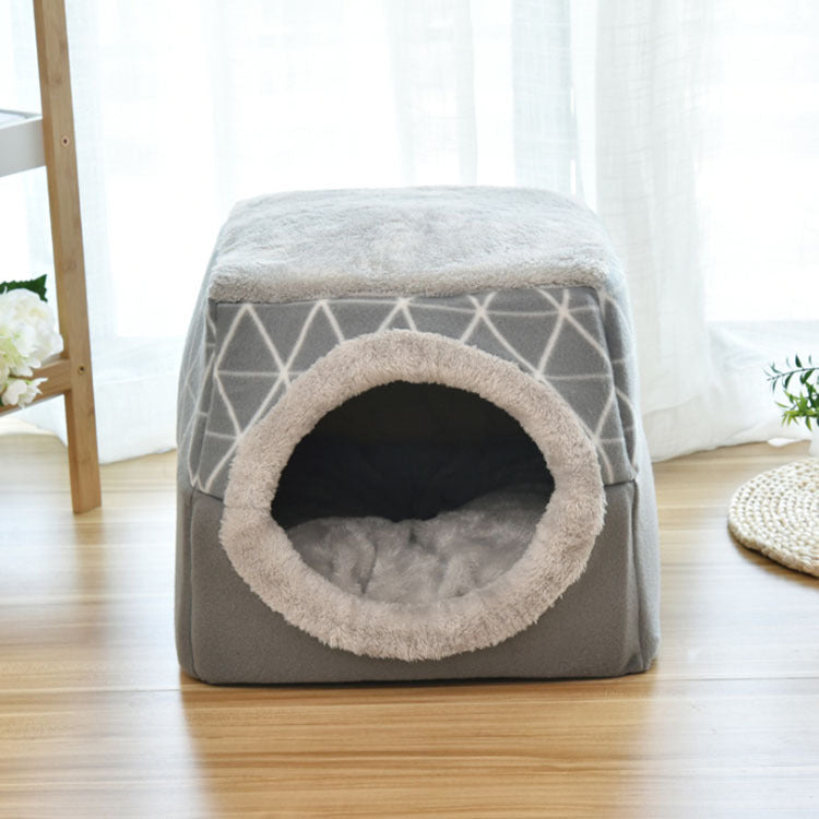 KFX-6225213 Cozy Flannel Cat House with Spacious Design for All Seasons
