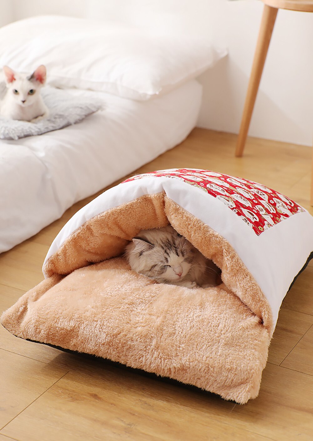 KFX-6227773 Removable and Washable Cat Litter Nest in Red and Blue - Size Options S, M, L