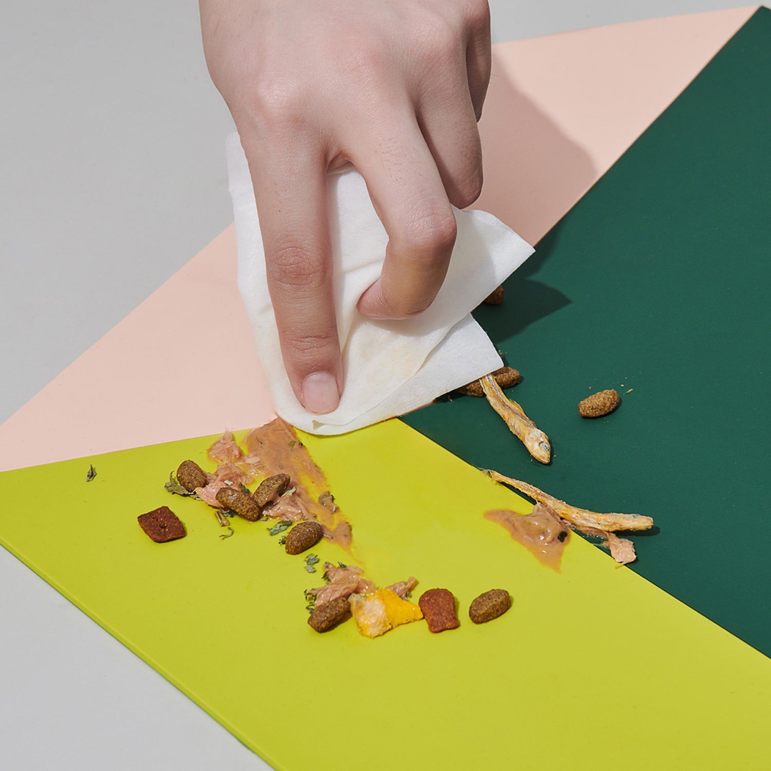 KFX-6348349 Spill-Proof and Waterproof Interdental Pet Placemats in Dark Blue and Dark Green