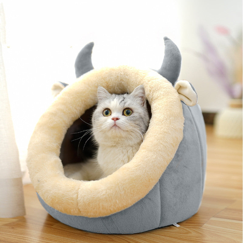 KFX-6379325 Enclosed Cat House Villa with Soft Bed for Pets (M, L, XL Size Options)