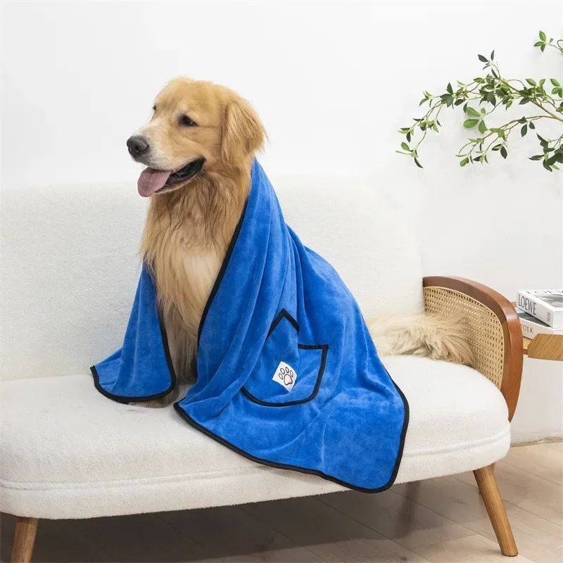 KFX-6411709 Quick-Dry Dog Bathrobe Towel with Pocket - Absorbent Cleaning Glove Style for Pets