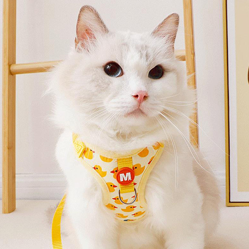 KFX-6419261 Adjustable Yellow Duck Traction Vest and Rope for Cats – Durable, Comfortable, Easy to Clean