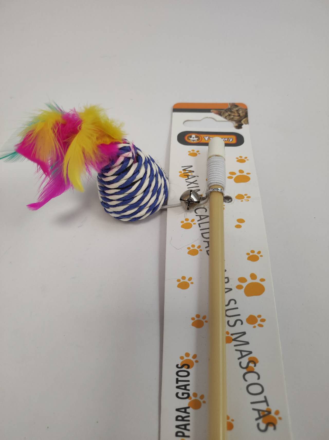 KFX-6499645 Small Interactive Cat Pendant Teaser for Engaging Playtime