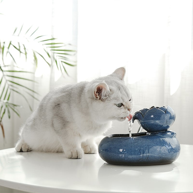 KFX-6527677 Automatic Cat Feeder and Water Dispenser - 19x10.5x20 cm Resin Design