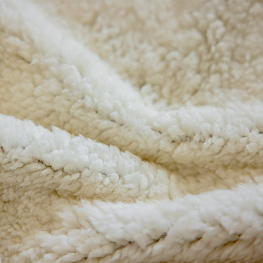 KFX-6588221 Fluffy Waterproof Pet Blanket for Dogs and Cats - Soft Flannel and Lamb Velvet, Washable in Gray, Navy Blue, or Camel Coffee