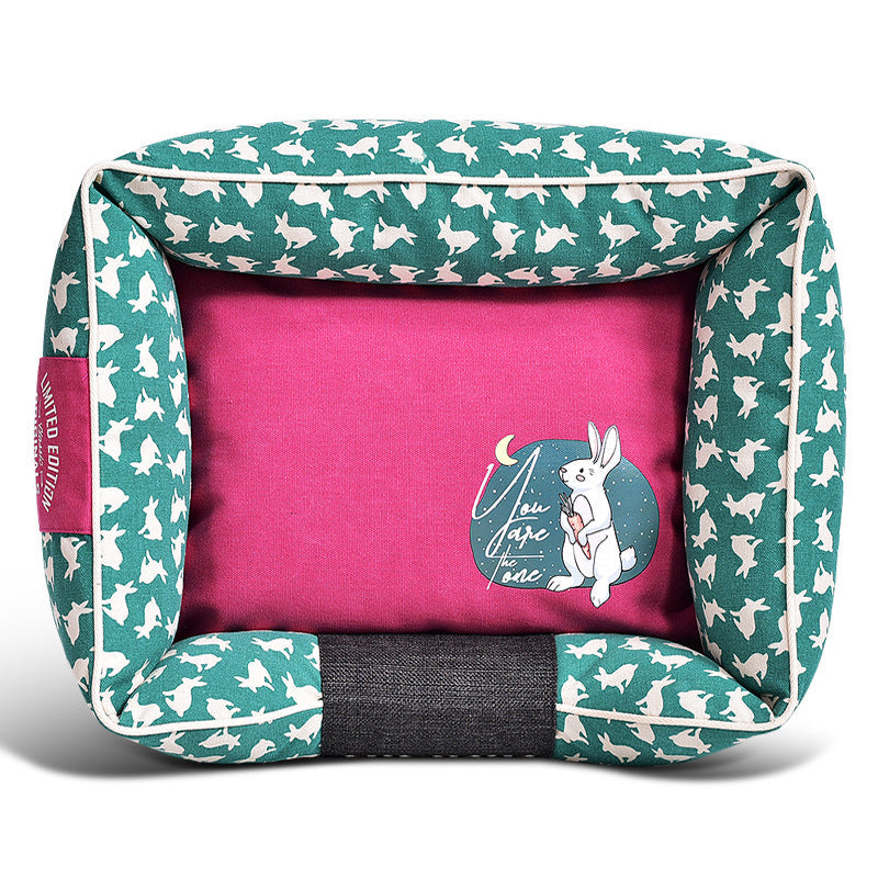 KFX-6624189 Jarre Aero Bull Dog Bed in Small, Medium, and Large Sizes - Red, Blue, Green Rabbit Options