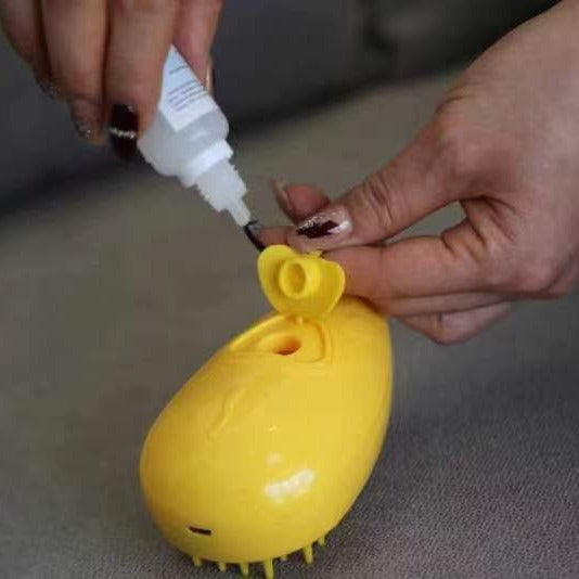 KFX-6625725 Pet Care Cleaning Brush with Massage Feature and Anti-Flying Hair Essence for Dogs