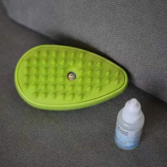 KFX-6625725 Pet Care Cleaning Brush with Massage Feature and Anti-Flying Hair Essence for Dogs