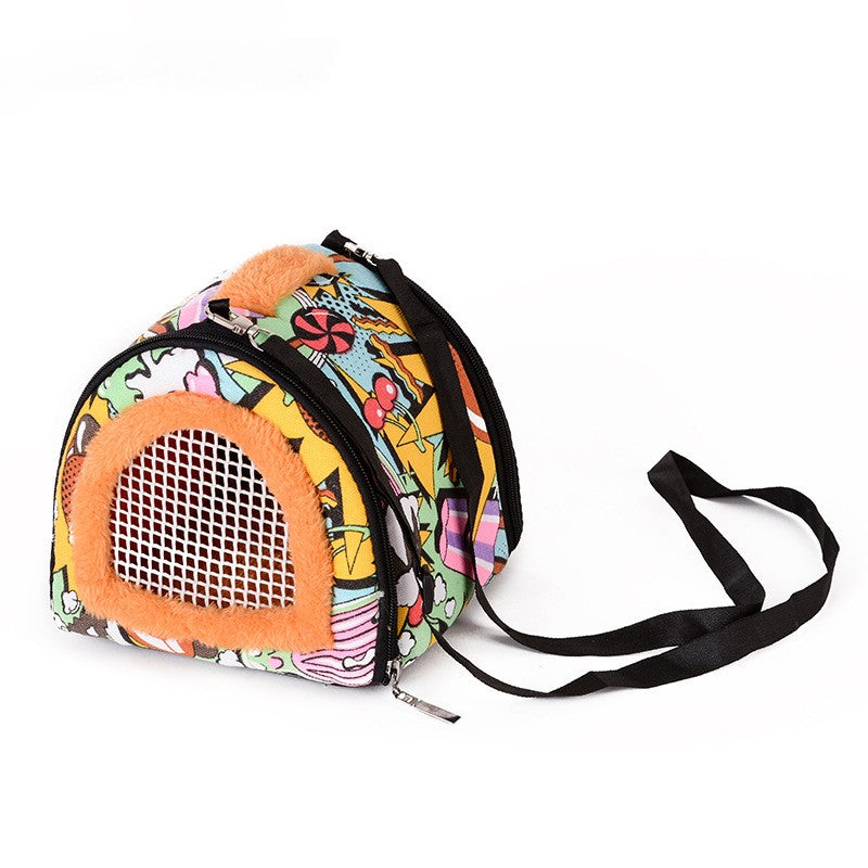 KFX-6626365 Cozy Hamster Nest Backpack for Outdoor Adventures