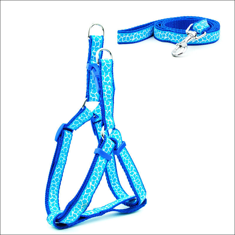 KFX-6629181 Adjustable Cat and Dog Leash with Chest Strap, Durable PP Material