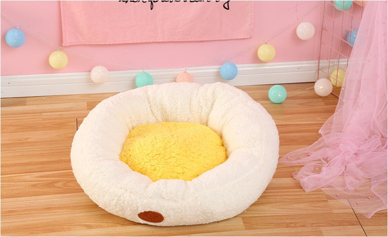 KFX-6656957 Cozy White Lamb Cashmere Egg Yolk Nest Pet Bed - 55x20cm