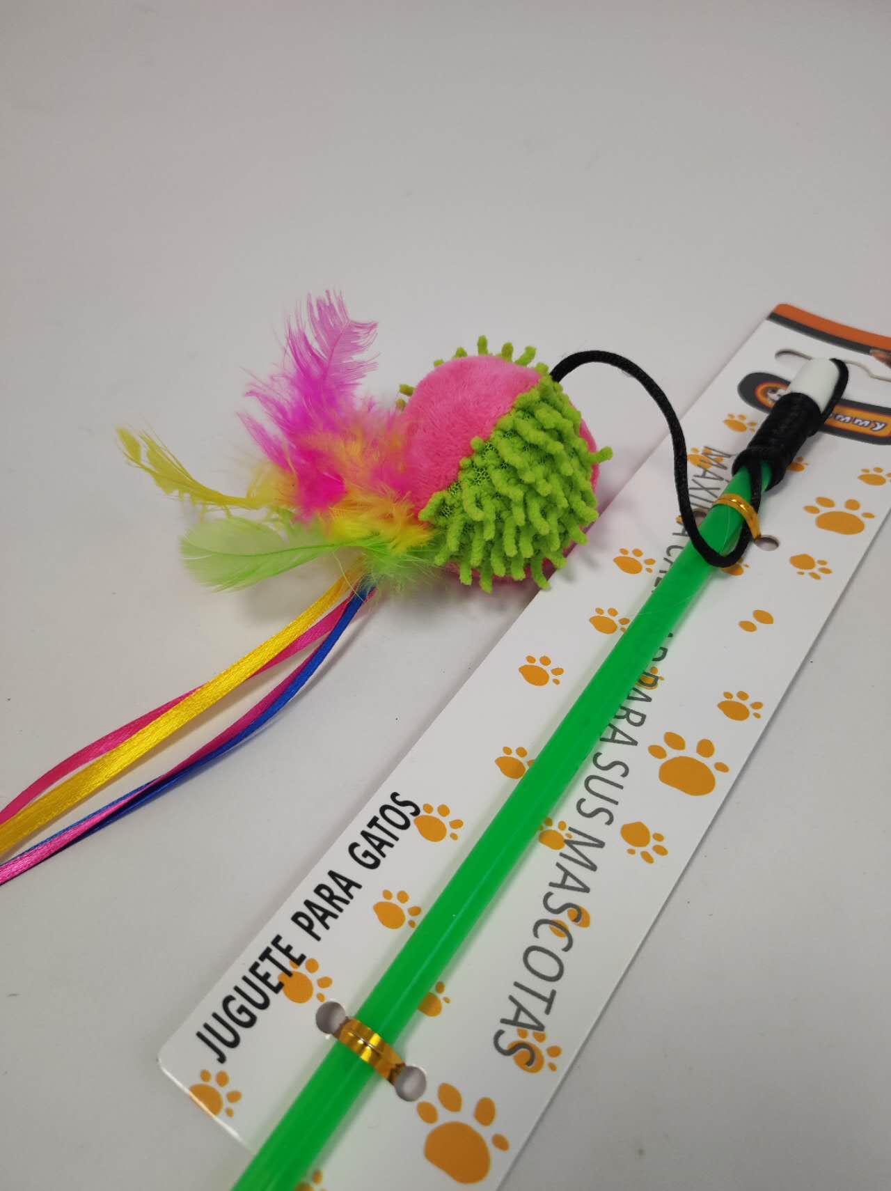 KFX-6684733 Colored Ball Cat Teaser Wand for Interactive Playtime