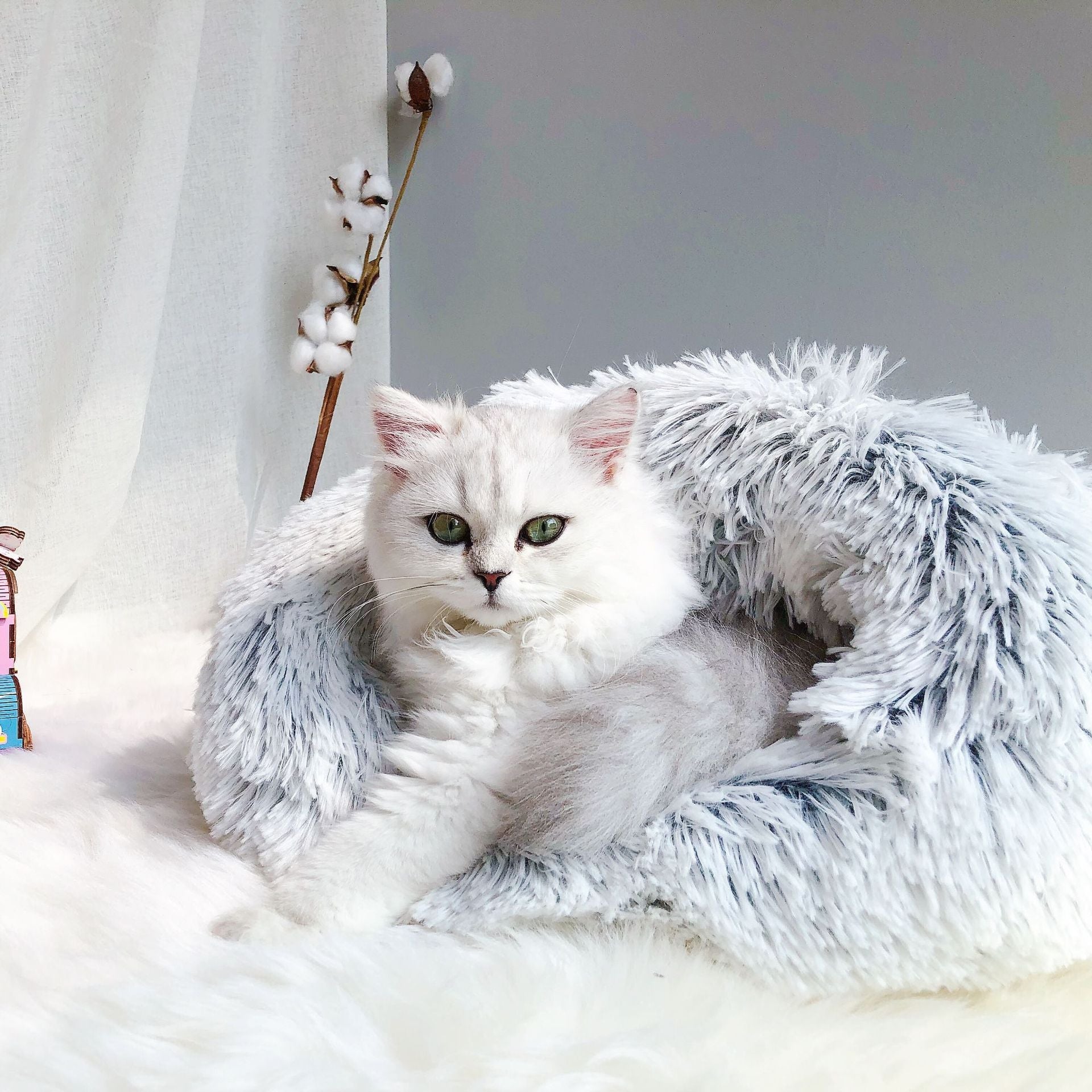KFX-6710973 Cozy Grey Plush Cat Sleeping Bag Nest with Printed Rabbit Fur Accents