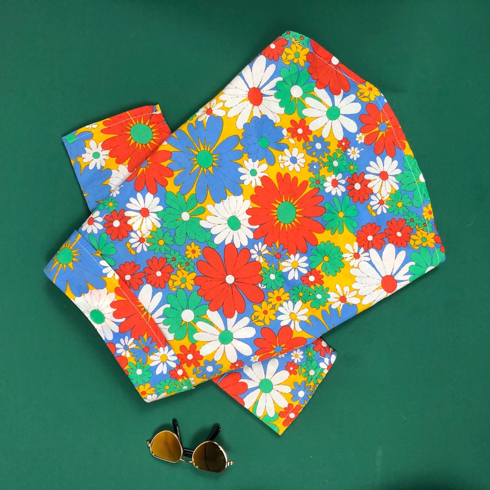 KFX-6757565 Summer Floral Shirt for Small Dogs and Cats - Lightweight Cotton Pet Apparel