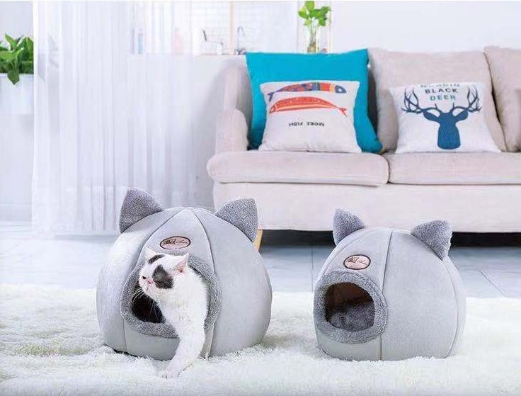 KFX-6772541 Semi-Enclosed Plush Lined Round Pet Bed for Cats and Dogs - Size M/L
