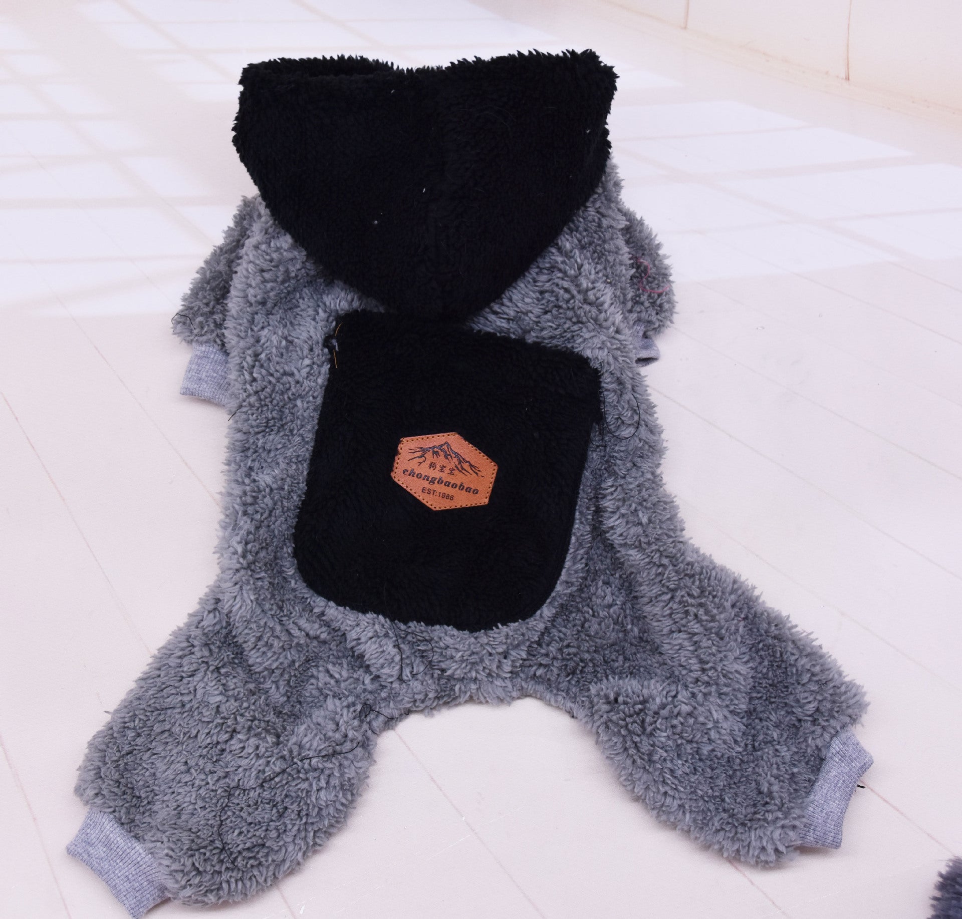 KFX-6819133 Thickened Plush Cotton Dog and Cat Clothes - Casual Four-Legged Outfit in Black and Gray