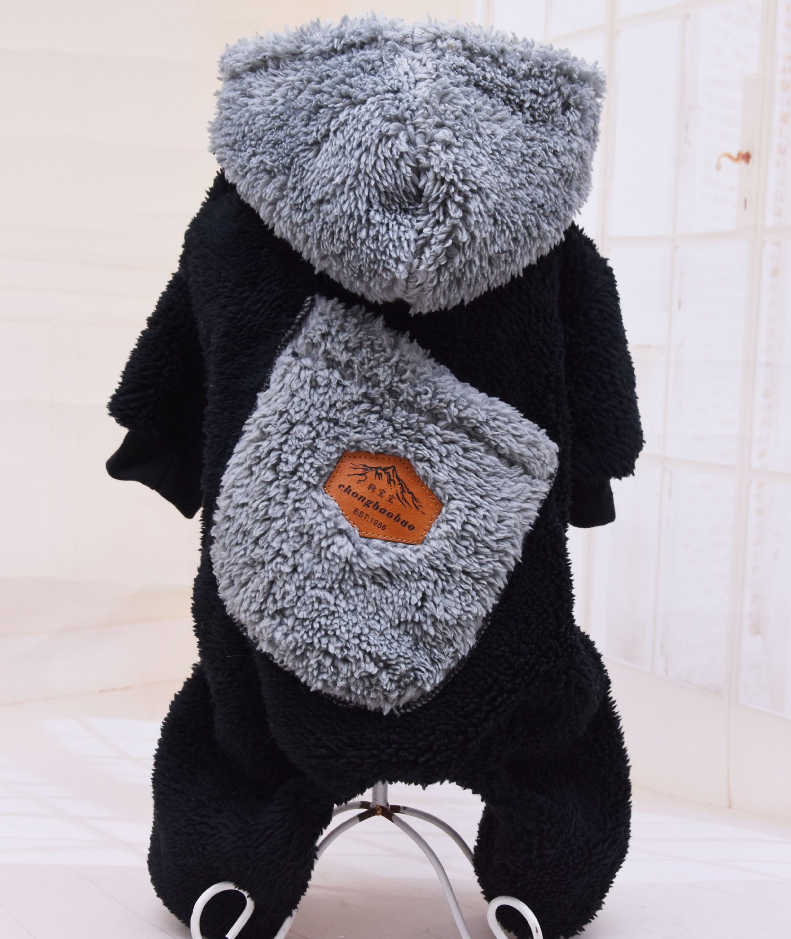 KFX-6819133 Thickened Plush Cotton Dog and Cat Clothes - Casual Four-Legged Outfit in Black and Gray