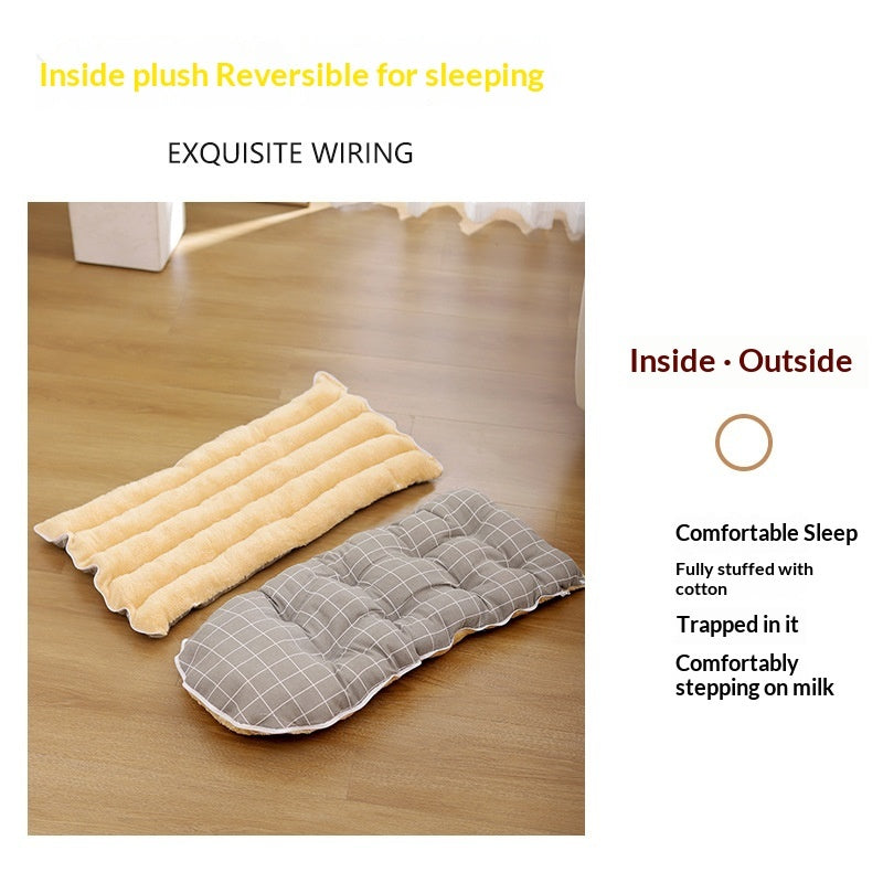 KFX-6832317 Thickened Insulated Pet Bed with Closed Design and Convenient Handle for Cats