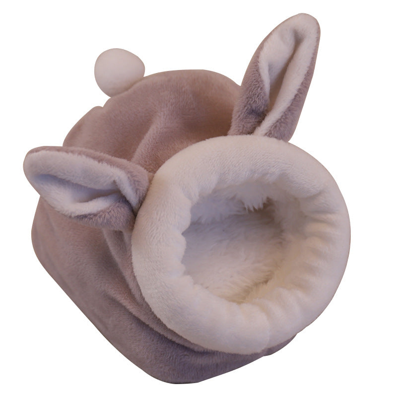KFX-6907581 Cozy Flannel Cartoon Pet Bed for Small Animals - Hamsters, Guinea Pigs, and More
