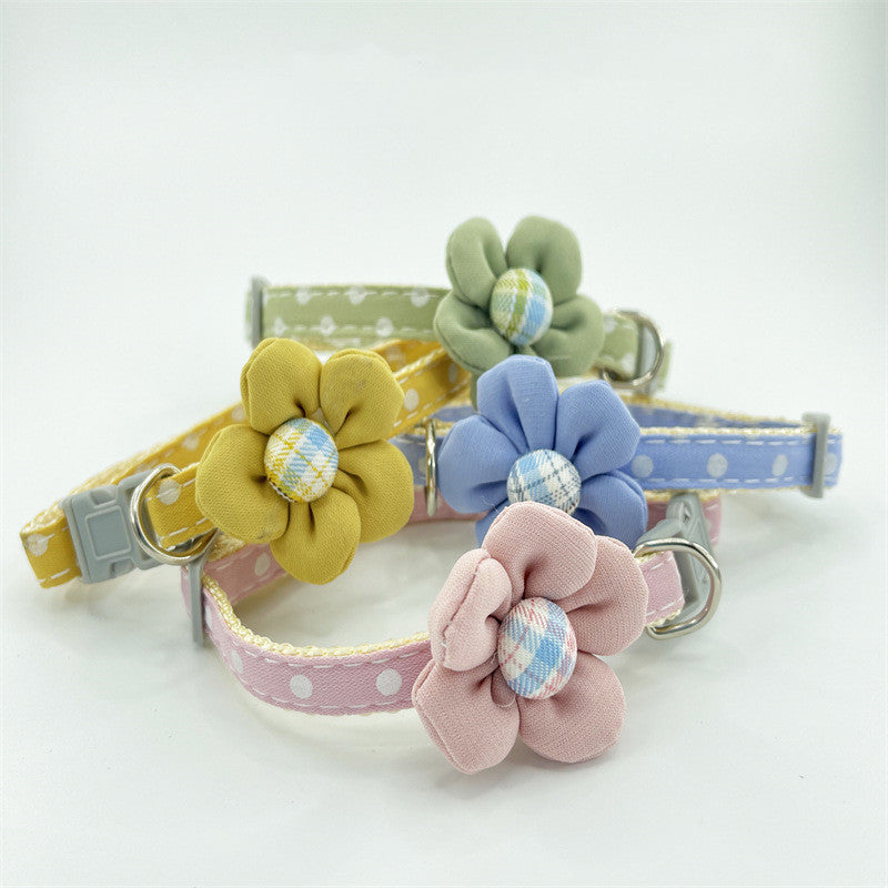 KFX-6955581 Colorful Polka Dot Flower Collar for Pets - Adjustable 19-32cm, Soft Cloth Design