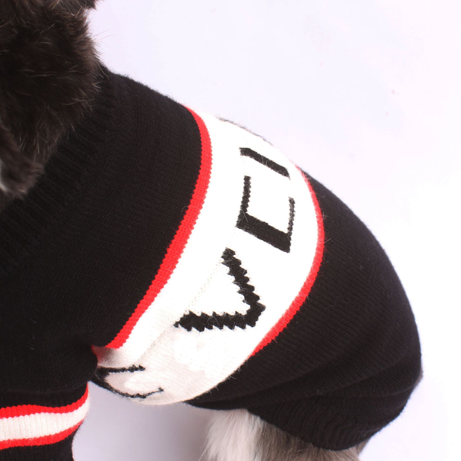 KFX-6961341 Cozy Wool Letter Sweater for Pets - Black, Sizes S to XXL