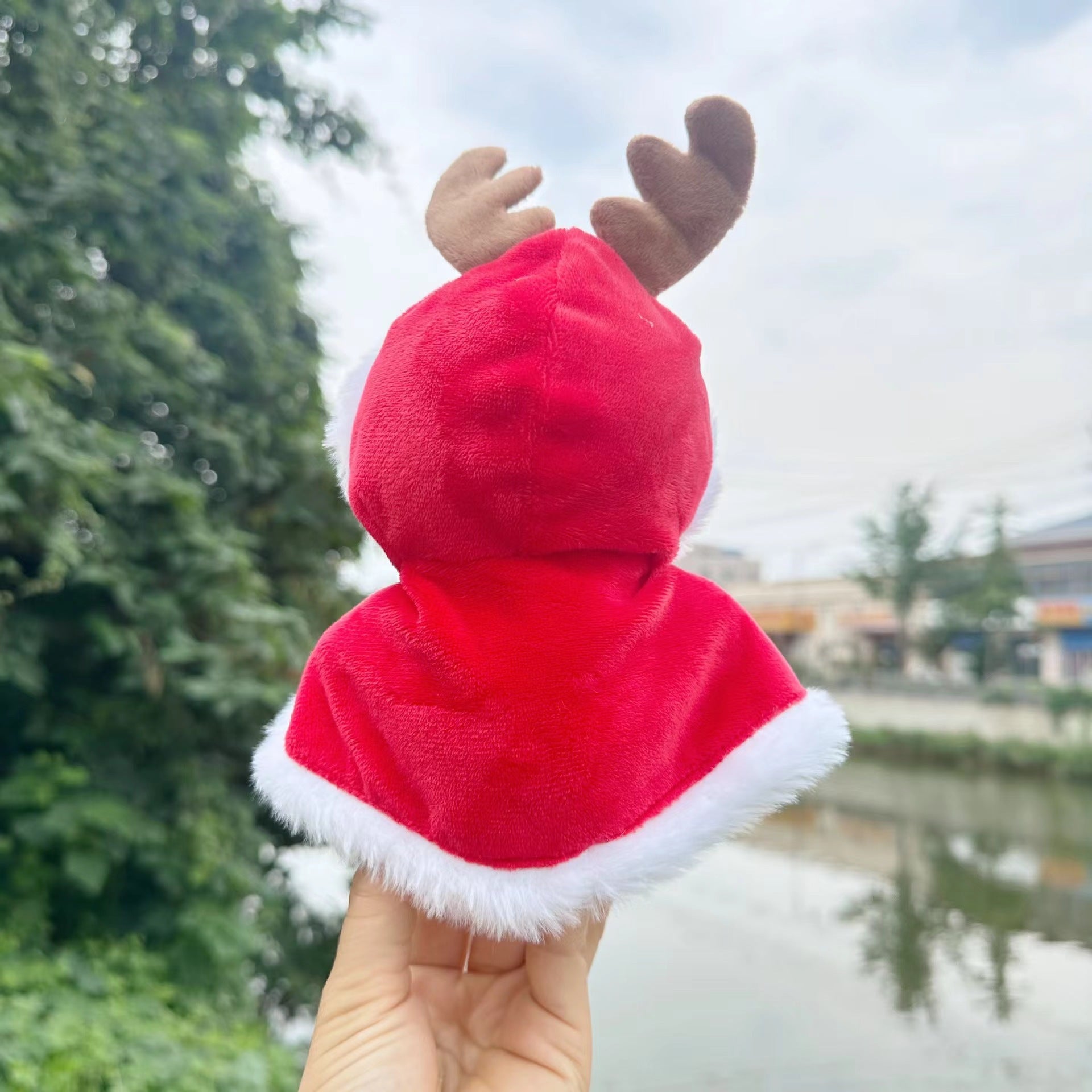 KFX-6963005 Christmas-Themed Plush Cloak and Antlers for 15CM Dolls