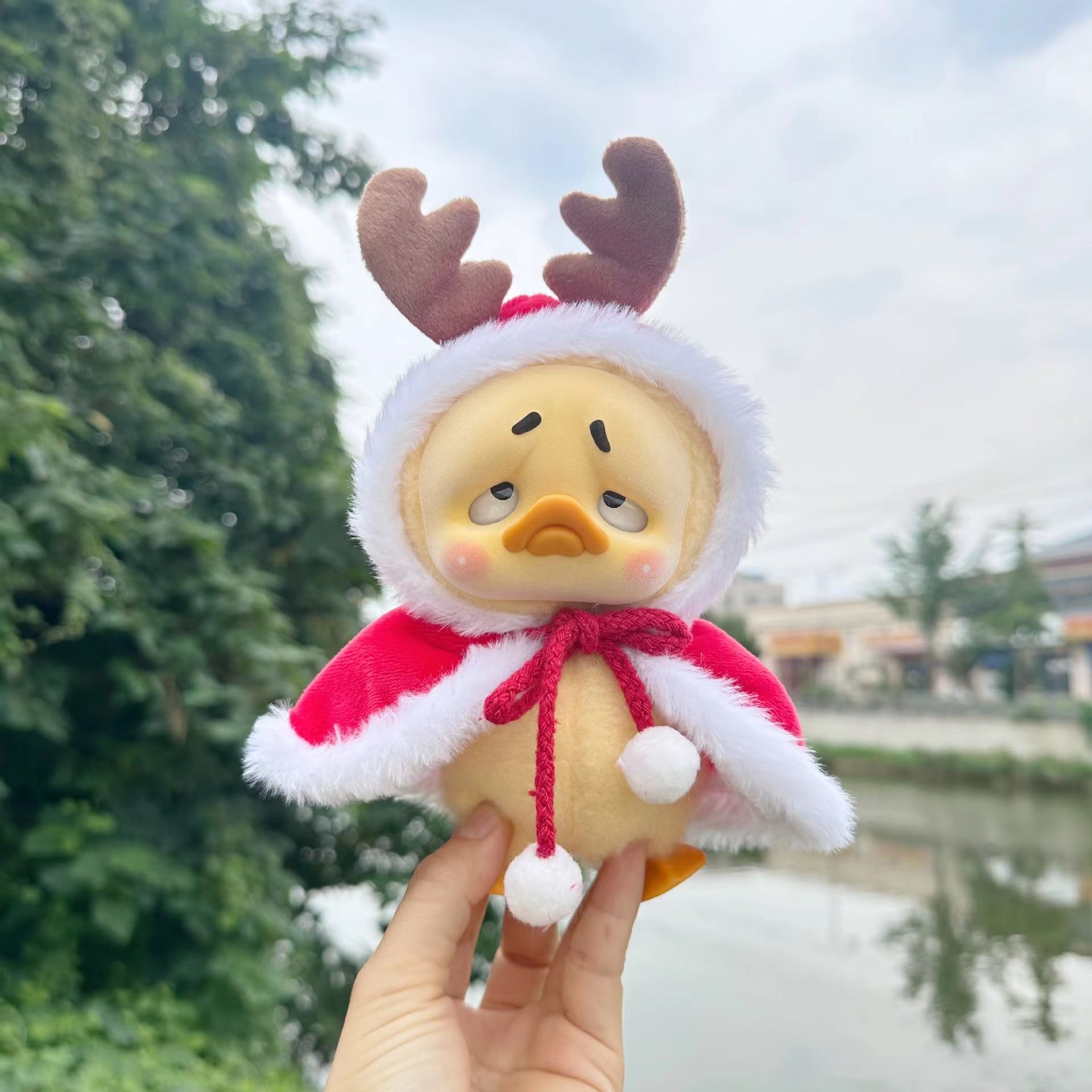 KFX-6963005 Christmas-Themed Plush Cloak and Antlers for 15CM Dolls