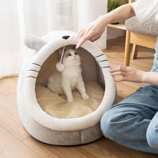KFX-6967357 Cozy Semi-Enclosed Cat Villa - Soft Sponge Nest in Multiple Sizes