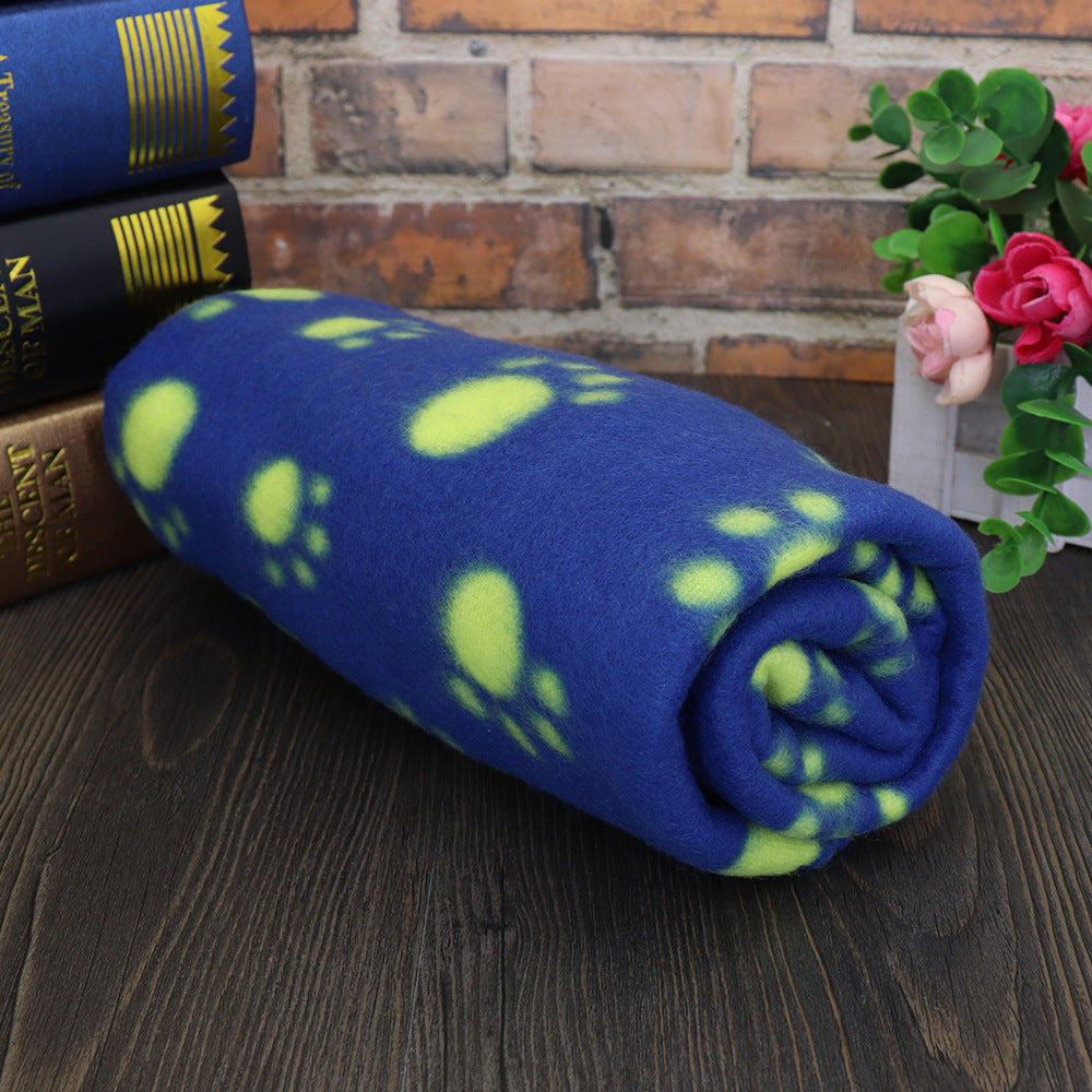KFX-6981437 Soft Fleece Pet Blanket with Paw Print Design - Ideal for Warmth and Comfort