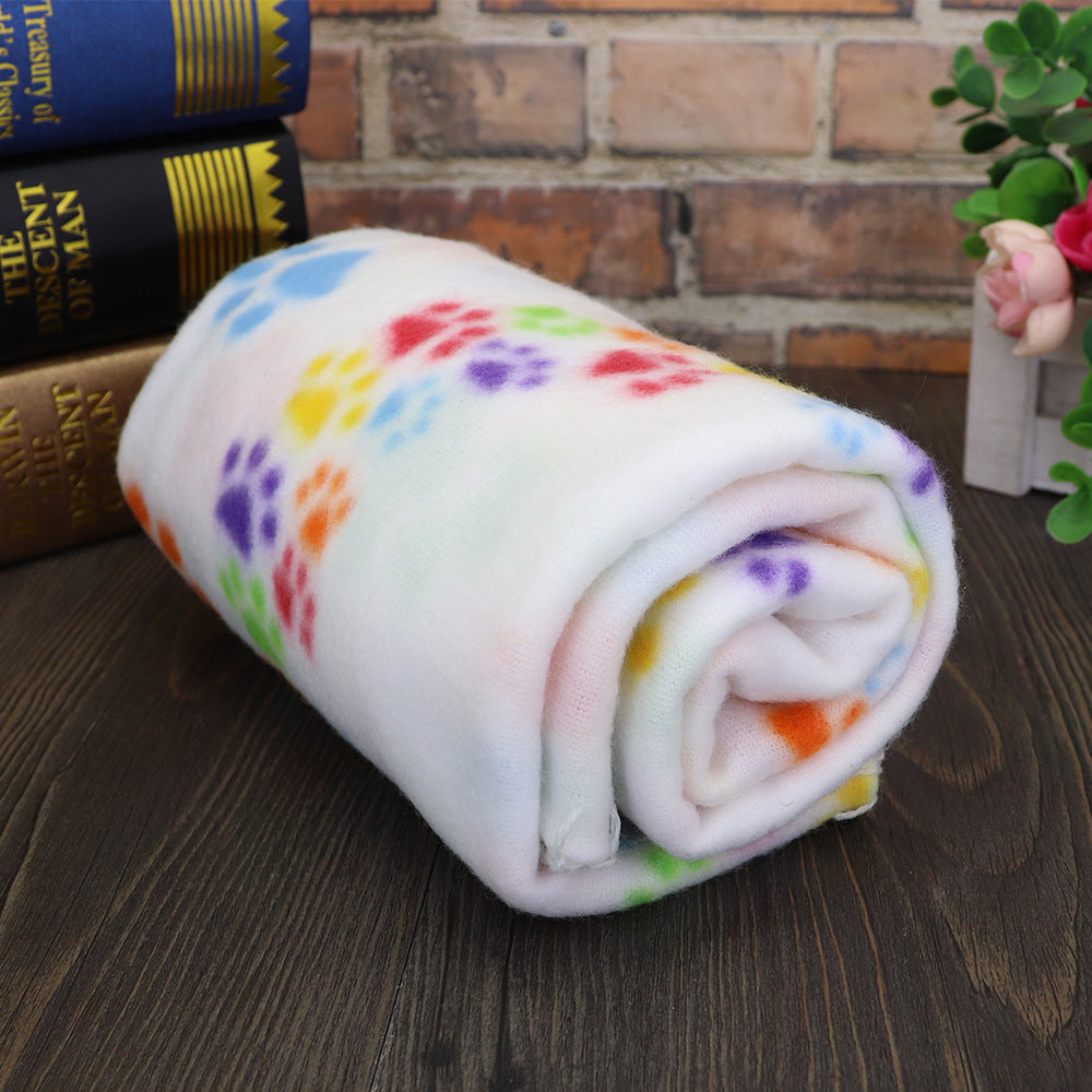 KFX-6981437 Soft Fleece Pet Blanket with Paw Print Design - Ideal for Warmth and Comfort