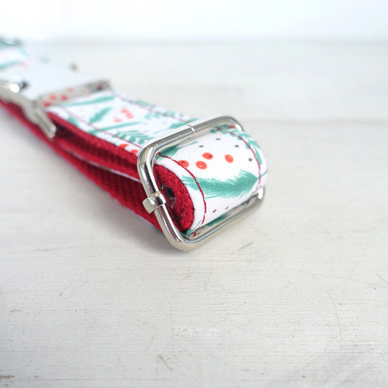 KFX-6998077 Christmas Leaf Design Polyester Dog Collar - Multiple Sizes Available