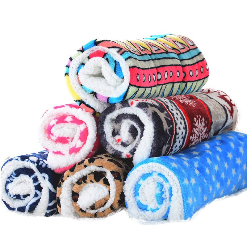 KFX-7001917 Cartoon Printed Flannel Blanket for Pets - Leopard, Sika Deer, Geometric Patterns