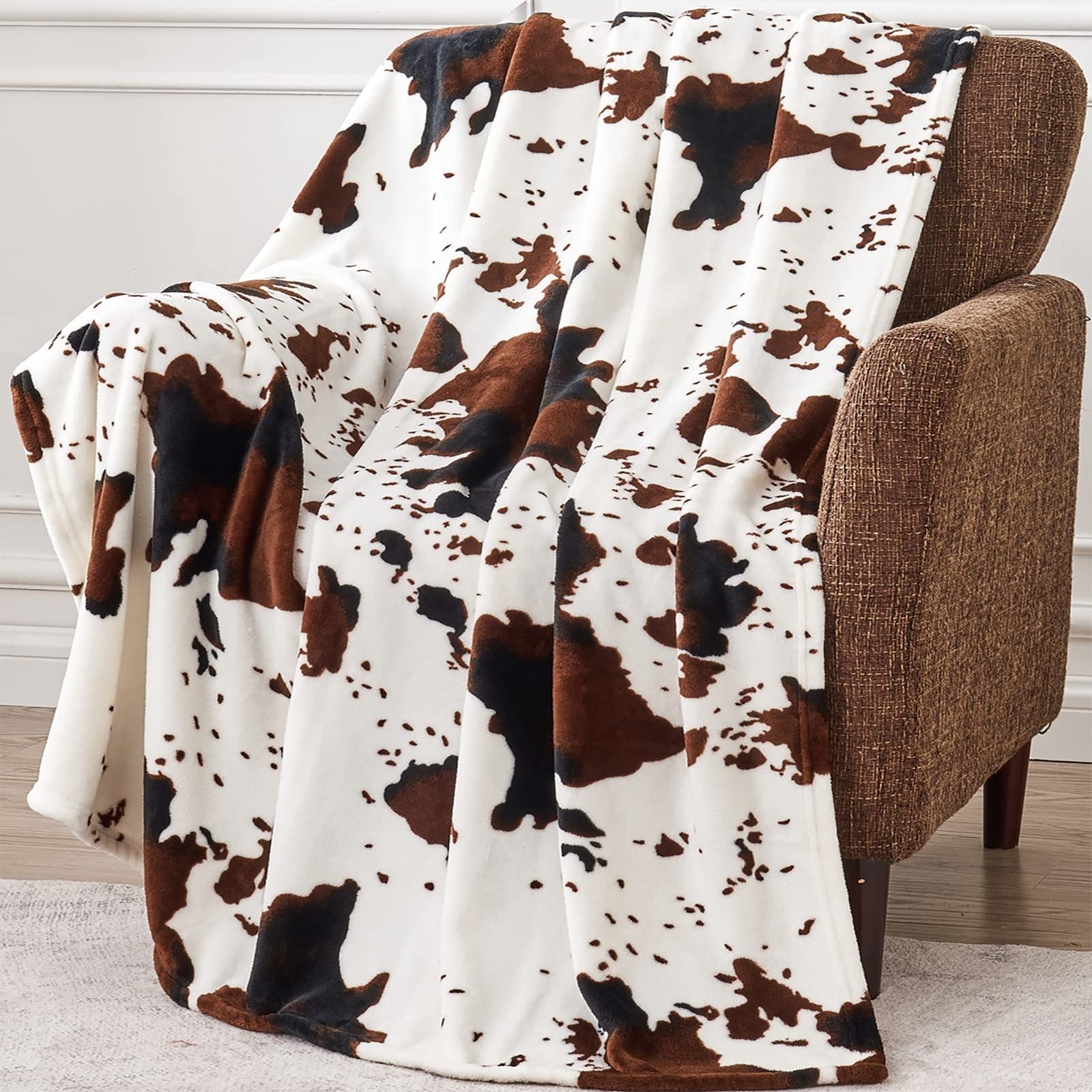 KFX-7014205 Cows Pattern Flannel Digital Blanket - 100x150cm, Multiple Color Options