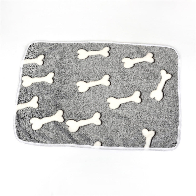 KFX-7046973 Cozy Velvet Pet Blanket - Breathable, Thickened Fabric, Multiple Sizes Available