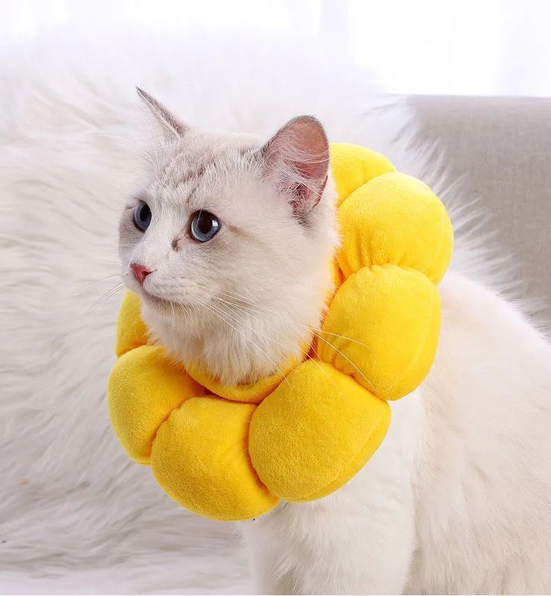 KFX-7075133 Comfortable Cotton Neck Collar for Cats and Dogs - Anti-Licking and Bite Protection, Adjustable Fit for Recovery