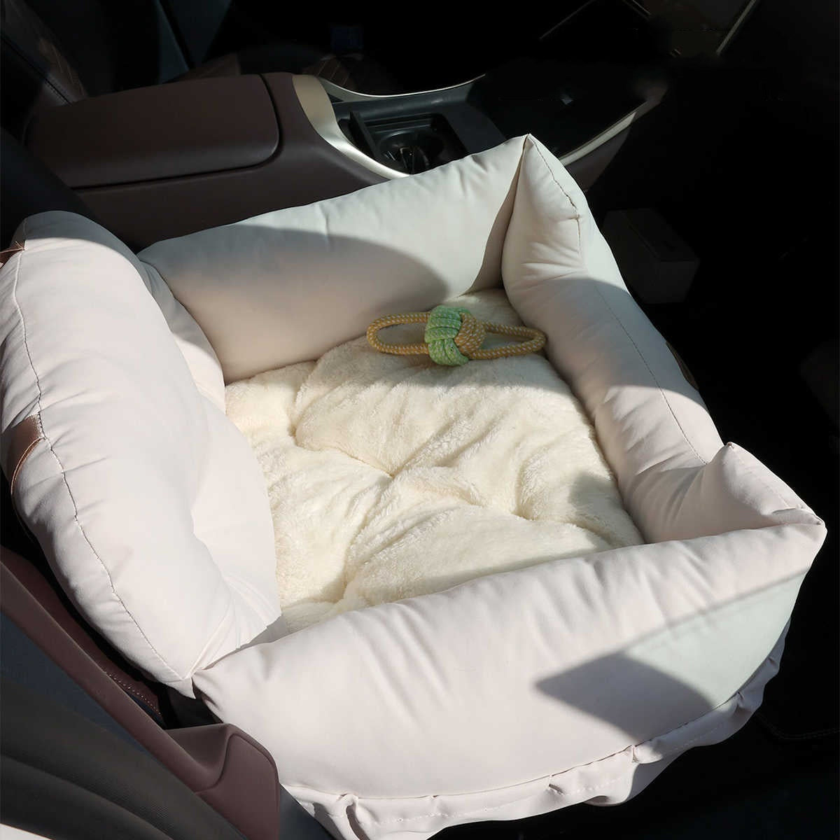 KFX-7154237 Pet Car Nest - Comfortable Suede Kennel Seat for Pets, 50x40x30cm, Milky White
