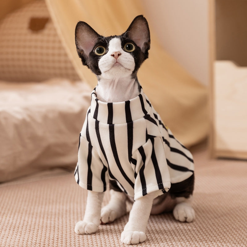 KFX-7164477 Cozy Cartoon Bear Hoodie for Small to Medium Dogs and Cats - Perfect for Fall and Winter