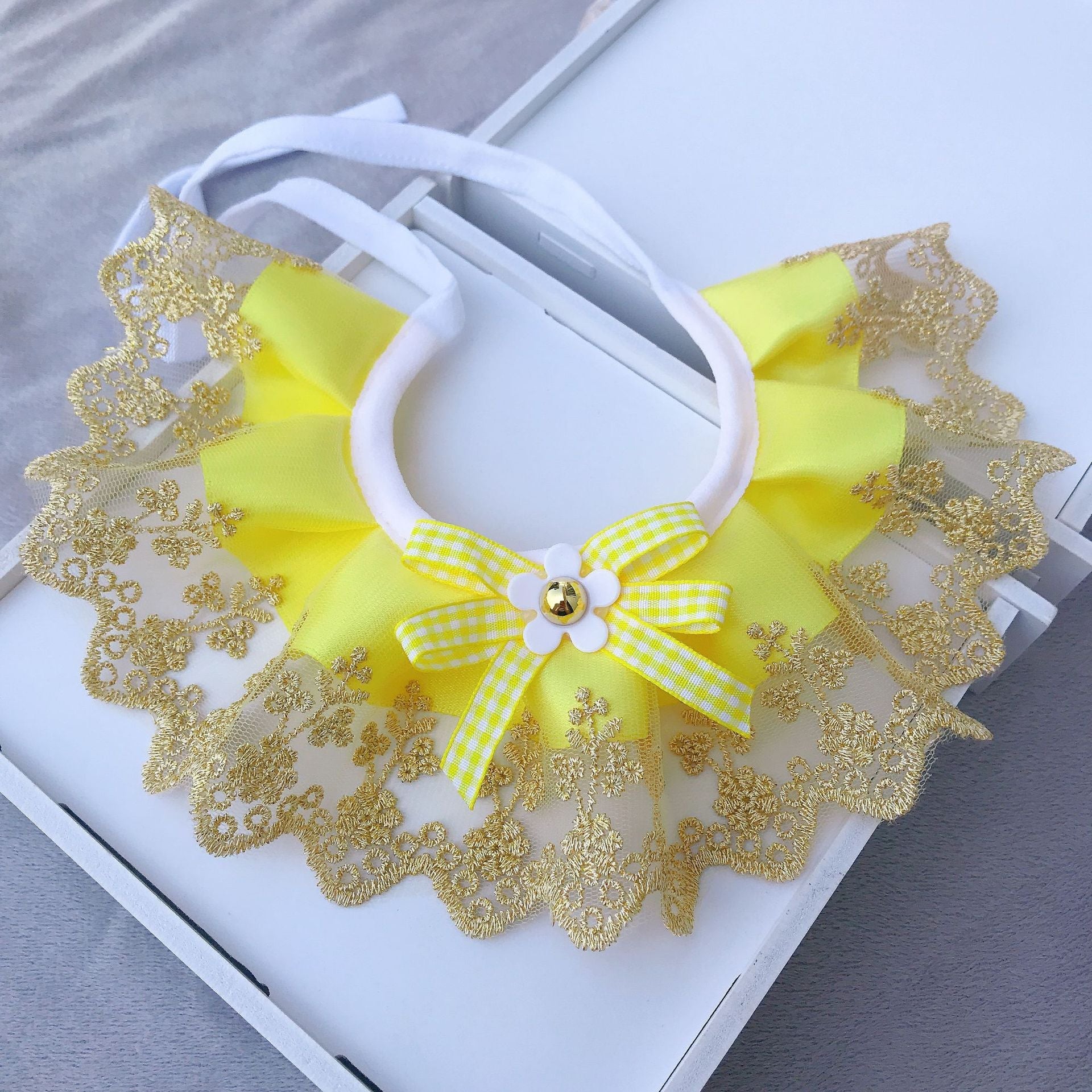 KFX-7184573 Pet Cat and Dog Lace Bib Scarf - Stylish Saliva Towel in Various Colors
